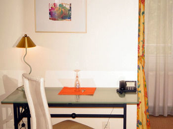 Entr�e Gro� Borstel Garni Hotel