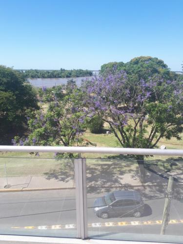 Apartamento Frente Al R�o