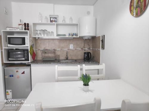 Apartamento Mono-ambiente En Pleno Centro Hist�rico, De Estreno