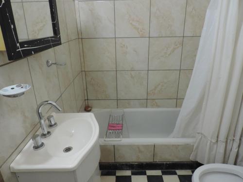 Apartamento 953 Jer�nimo Luis De Cabrera Alta C�rdoba..estudio 1