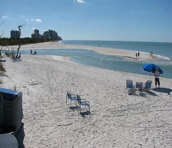 Hotel Inn At Pelican Bay