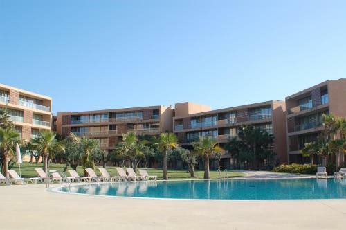 Salgados Apartment Hs