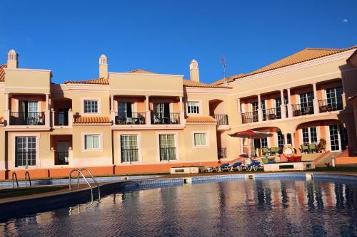 Aqua Mar Aparthotel