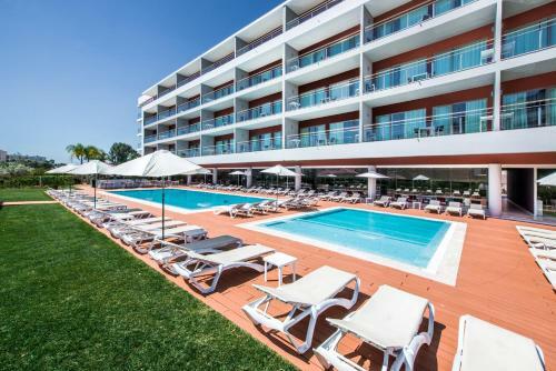 Areias Village Beach Suite Hotel