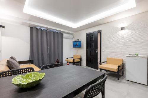 Belavista Apartment 214