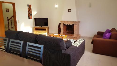 Private Collection Sunny Villa Ricardo
