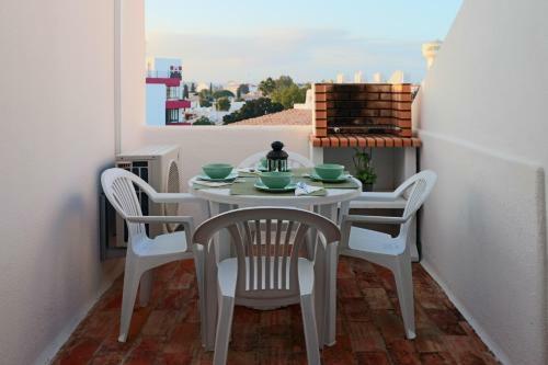 Apart.s�nia - P�teo Da Aldeia - Oura