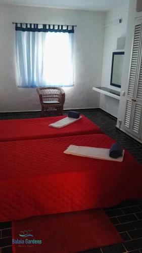 Hostal Balaia Gardens