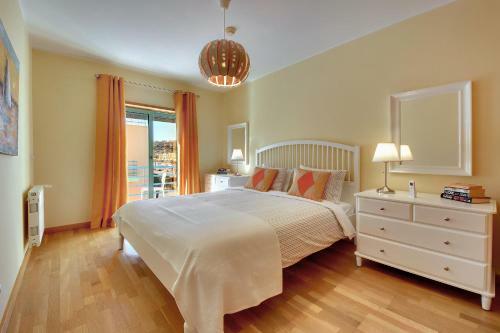 Apartamento Marina Bay Residence