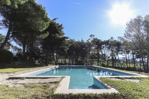 Sintra Villa With Pool By Homing