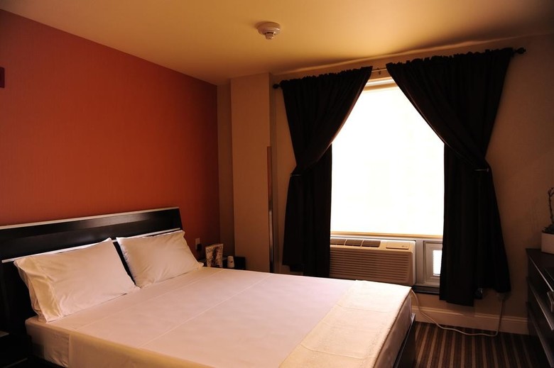 Hotel Howard Johnson Long Island City