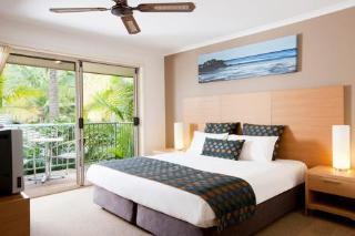 Hotel Breakfree Aanuka Beach Resort