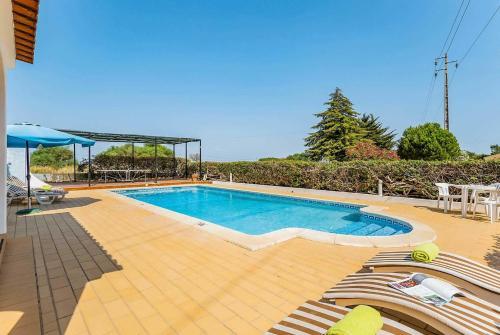 Porches Villa Sleeps 6 Air Con Wifi