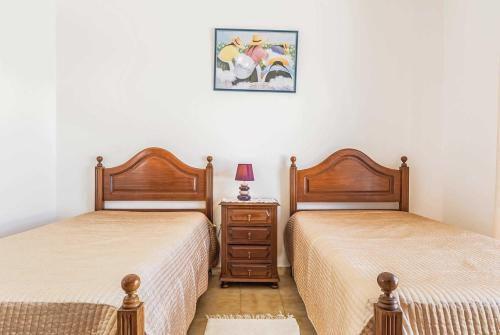 Porches Villa Sleeps 6 Air Con Wifi