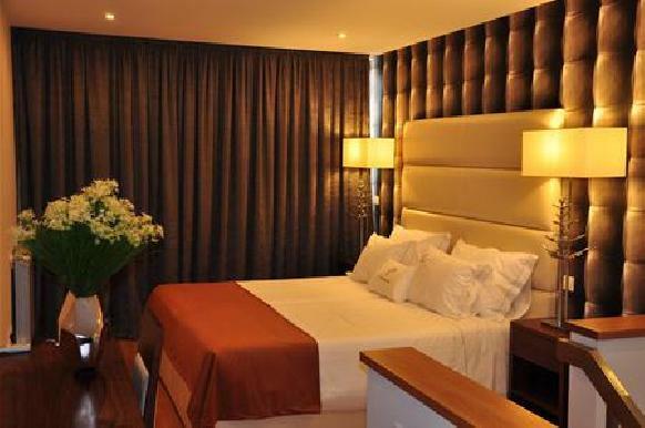 Aparthotel Vitoria Village