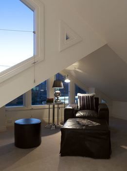 Hotel Andre's Mews Luxury Serviced Apartments
