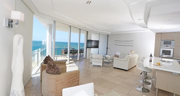 Hotel Oceans Mooloolaba