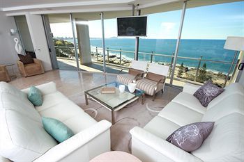 Hotel Oceans Mooloolaba