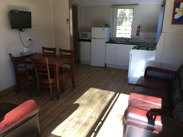 Hotel Kickback Cottages