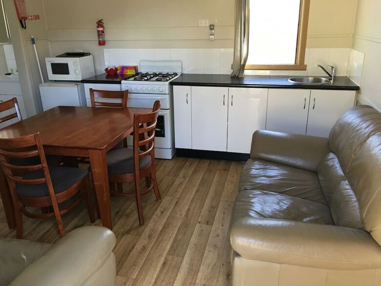 Hotel Kickback Cottages