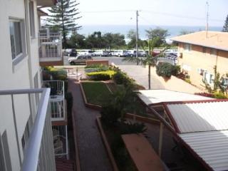 Burleigh Point Holiday Apartments