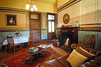 Hotel Vacy Hall Historic Guesthouse