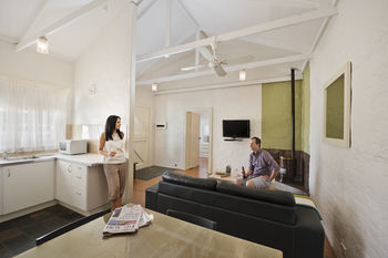 Hotel Seawall Apartments