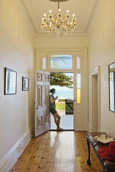 Hotel Seawall Apartments
