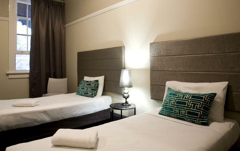 Hotel Macleay Lodge
