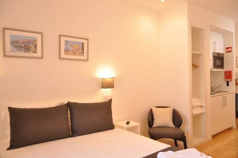 Hotel Mystay Porto Batalha