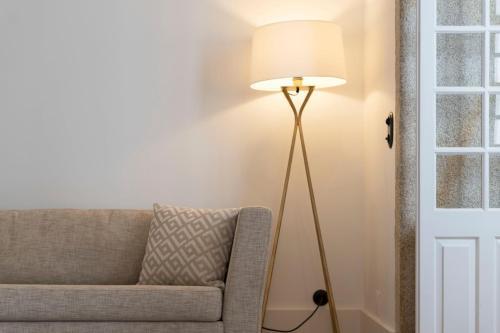 Lovelystay - Dirk Apartment Almada 3� T