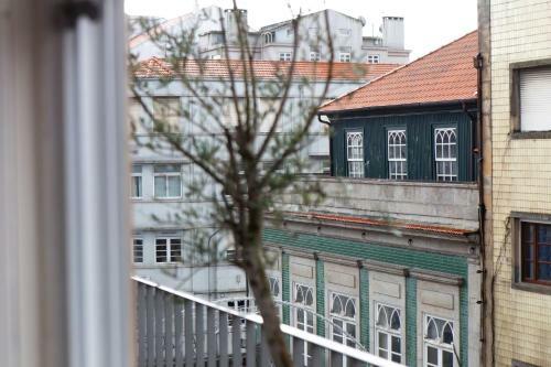 Lovelystay - Choose Oporto Apartment