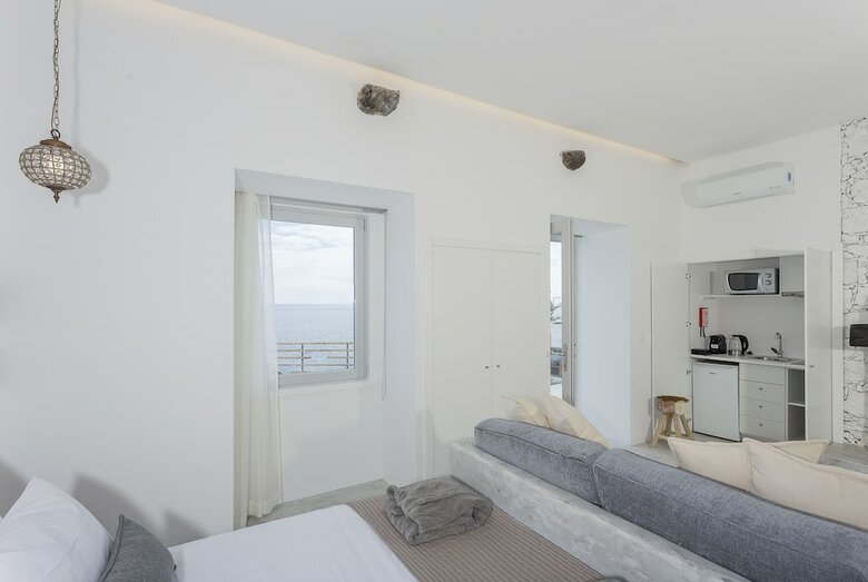 Hotel White Exclusive Suites & Villas