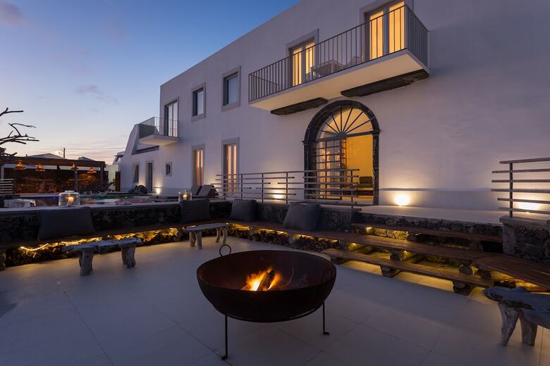 Hotel White Exclusive Suites & Villas