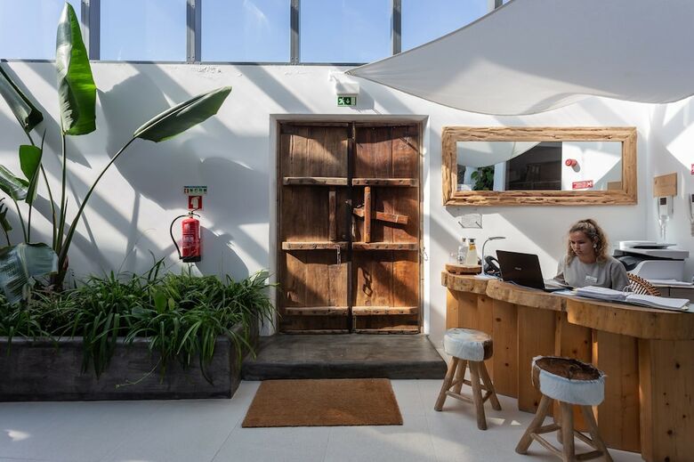Hotel White Exclusive Suites & Villas