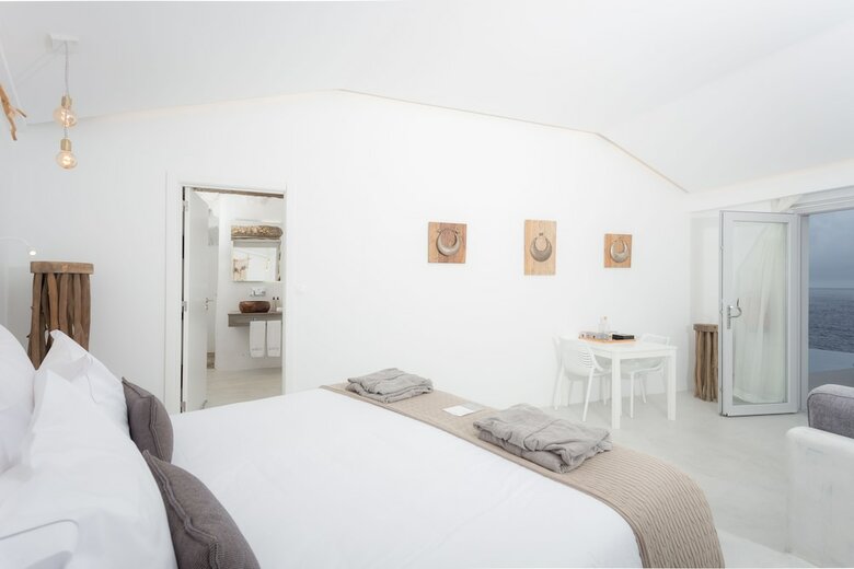 Hotel White Exclusive Suites & Villas