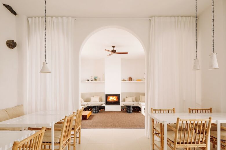 Hotel White Exclusive Suites & Villas