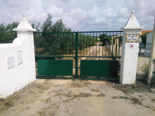 Quinta De S�o Jo�o - By Portugalferias