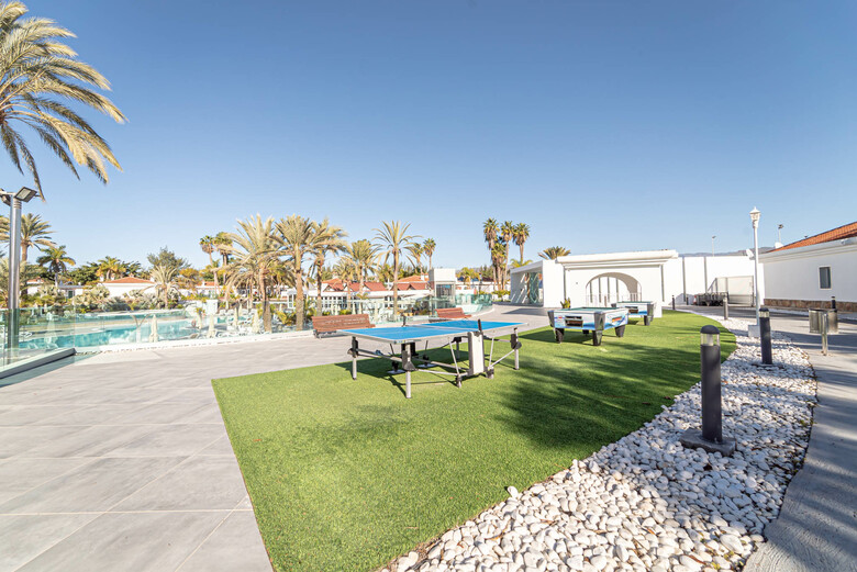 Apartamentos Livvo Dunagolf Suites