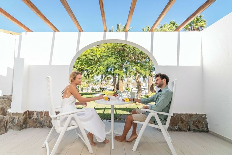 Apartamentos Livvo Dunagolf Suites