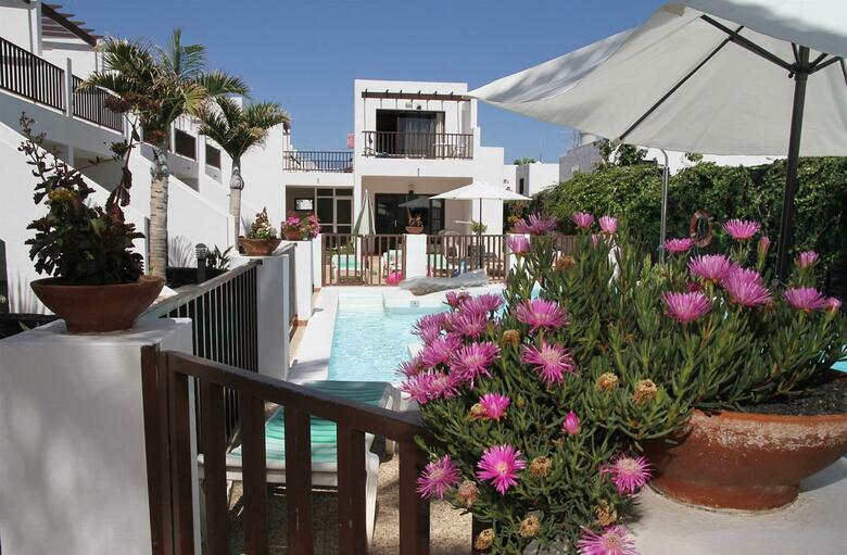 Apartamentos Las Lilas S�lo Adultos