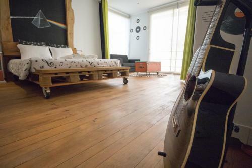 Albergue Modern & Recycled Guest House
