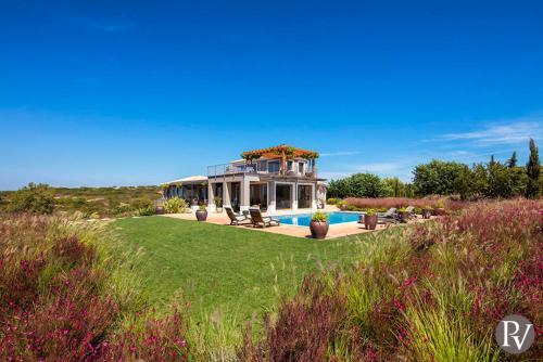 Carvoeiro Villa Sleeps 10 Pool Air Con Wifi