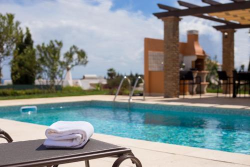 Hotel Colina Villas With Private Pool