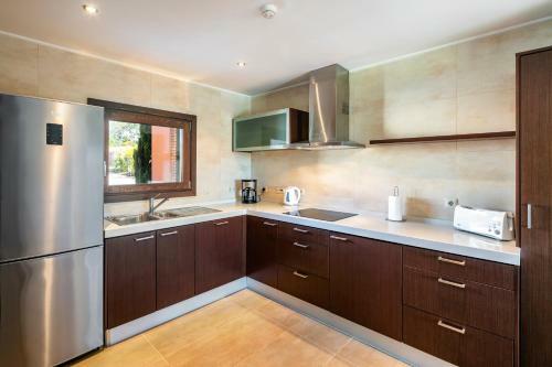 Vale De Milho Village