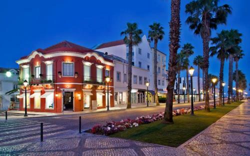 Albergue Cascais Terrace Fruit Point