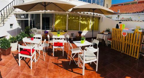 Albergue Cascais Terrace Fruit Point