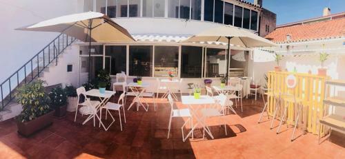 Albergue Cascais Terrace Fruit Point