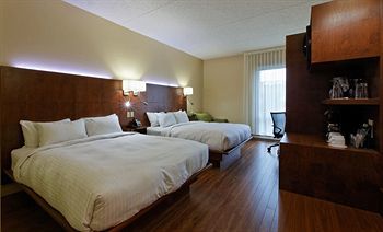 Hotel H�tel & Suites Normandin