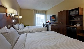 Hotel H�tel & Suites Normandin